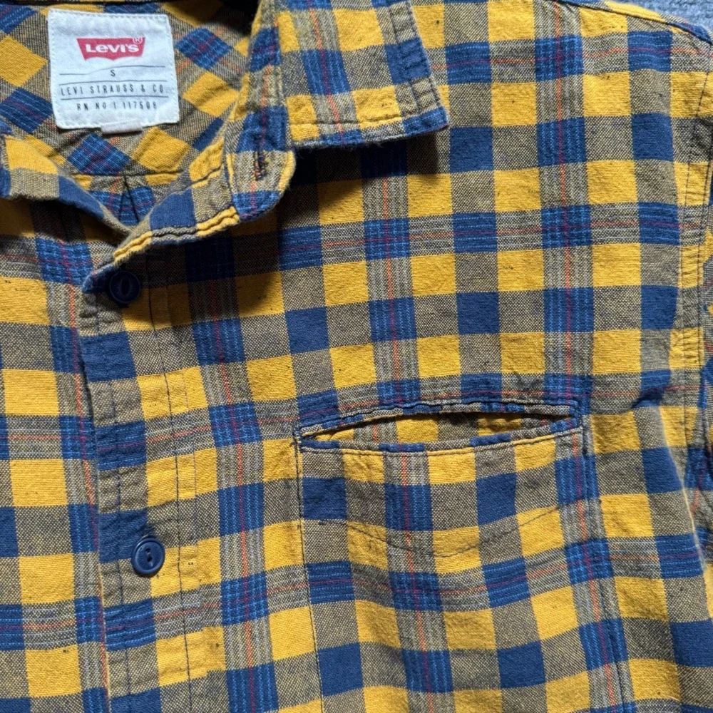 Levis Mens Small Yellow Navy Blue Plaid Button Down‎ Flannel Shirt 3LGW1305